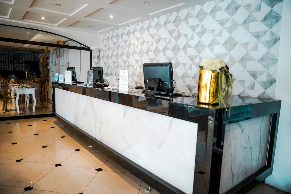 Eh Ejecutivo Urban Hotel Tepic Buitenkant foto