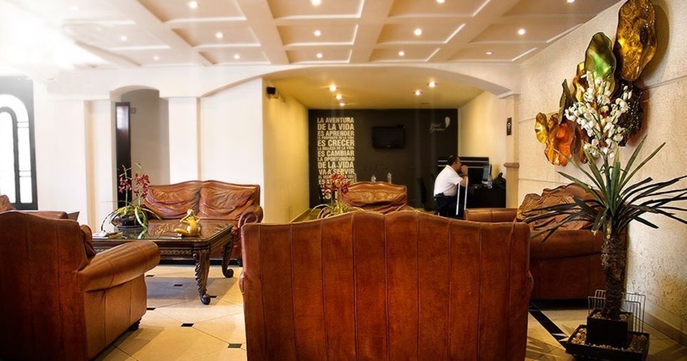 Eh Ejecutivo Urban Hotel Tepic Buitenkant foto