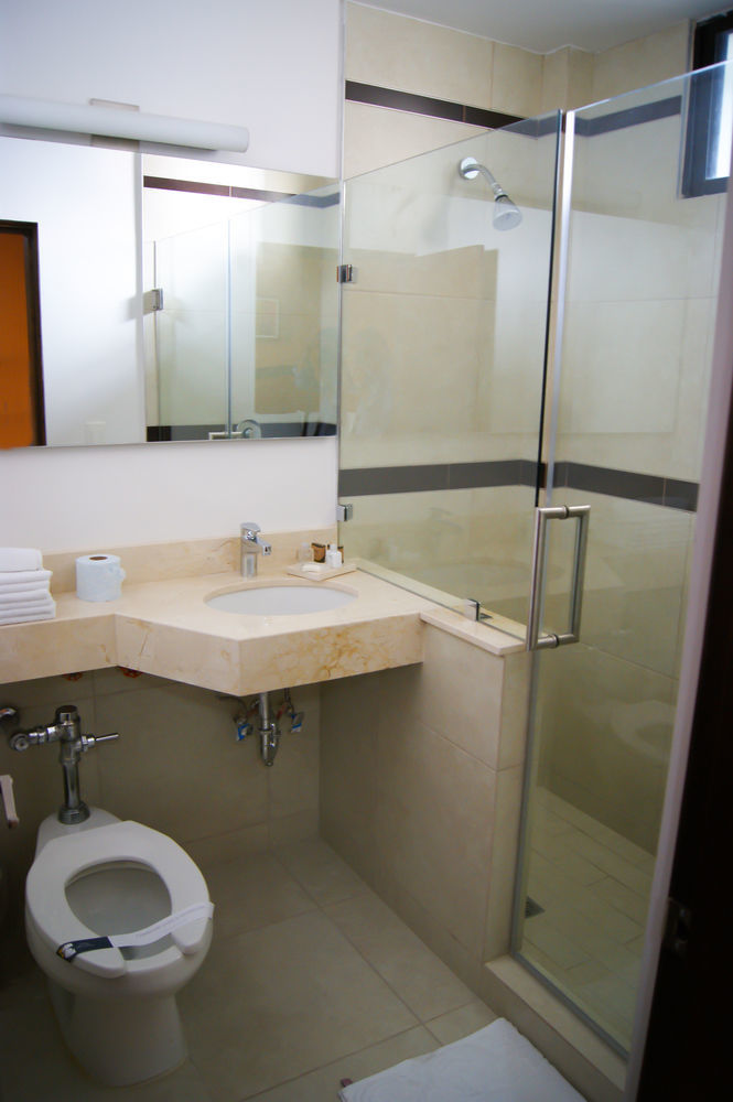 Eh Ejecutivo Urban Hotel Tepic Buitenkant foto