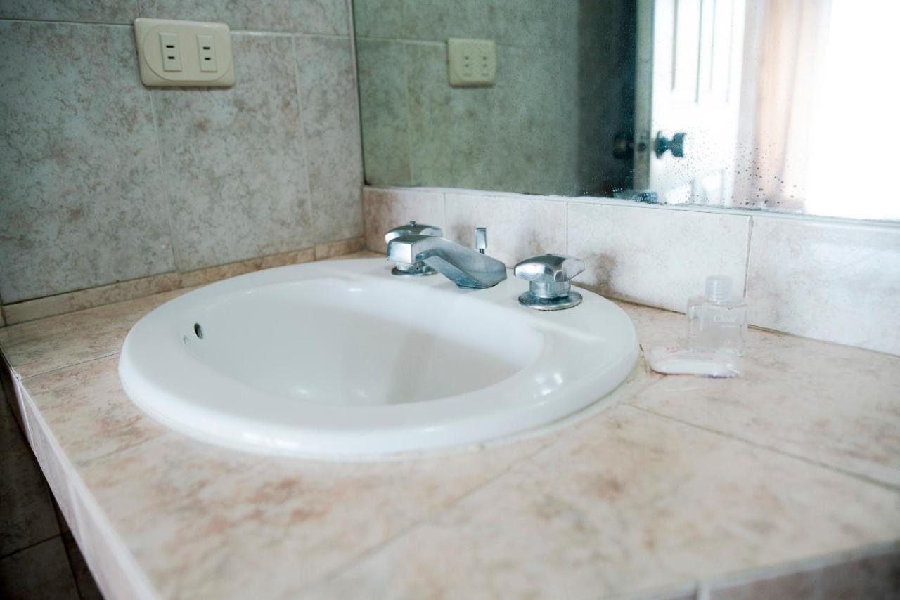 Eh Ejecutivo Urban Hotel Tepic Buitenkant foto